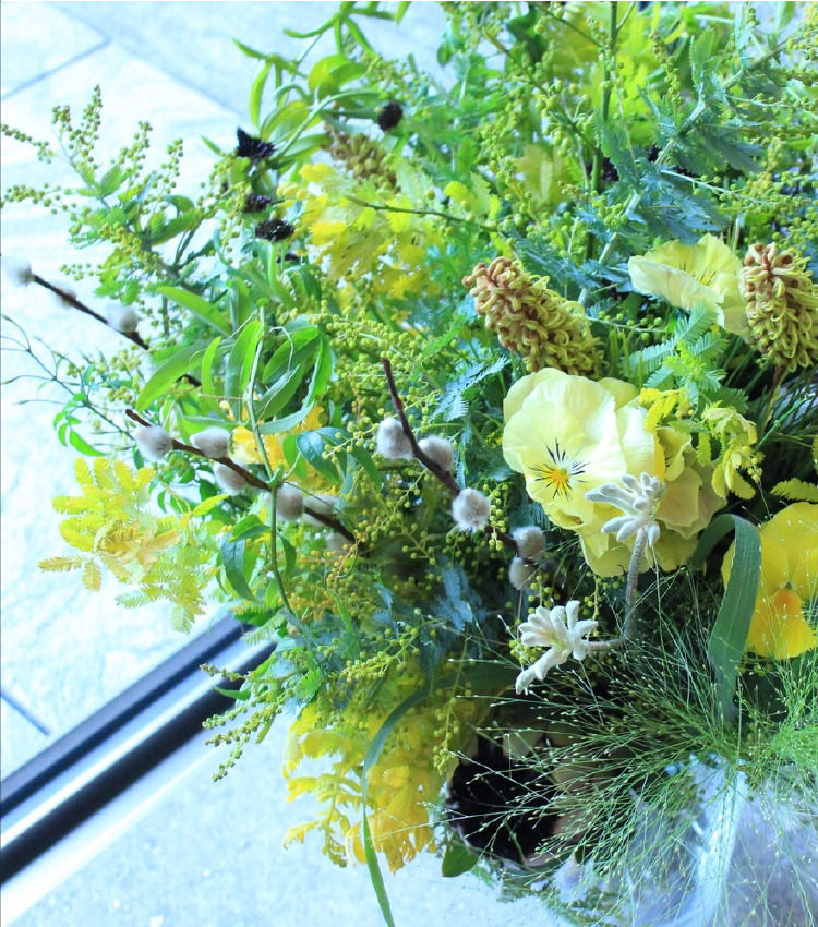 花嫁がもっと輝く、洗礼されたブーケの世界 HAPPY BOUQUET 花嫁がもっと輝く、洗礼されたブーケの世界 HAPPY BOUQUET