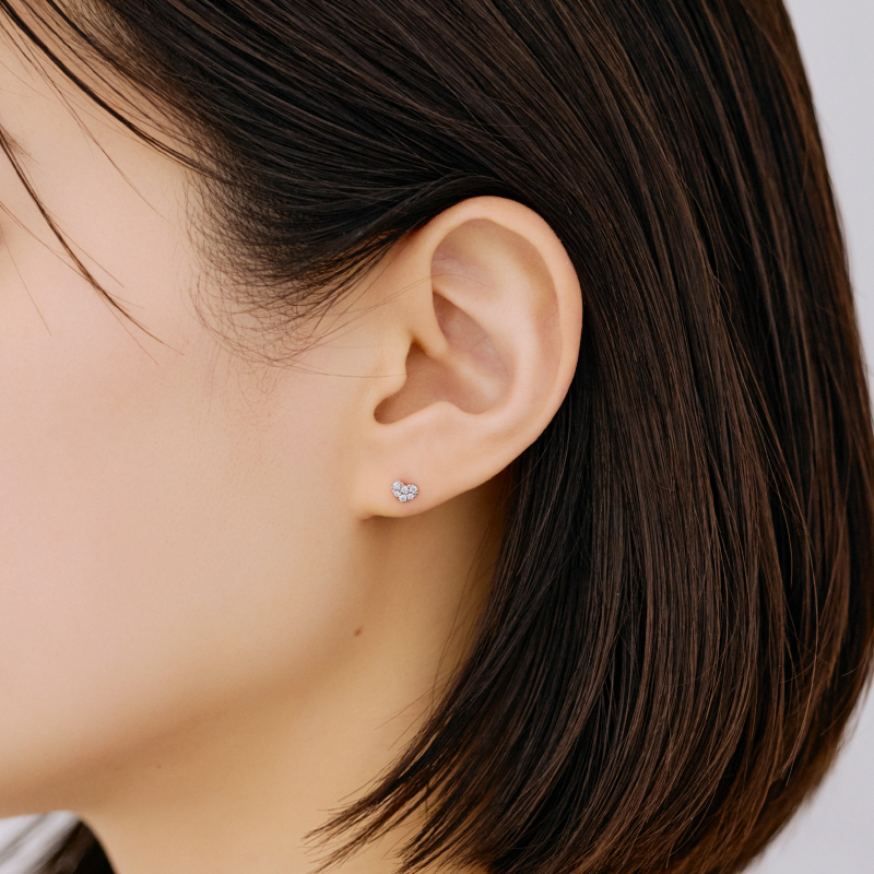 ピアス