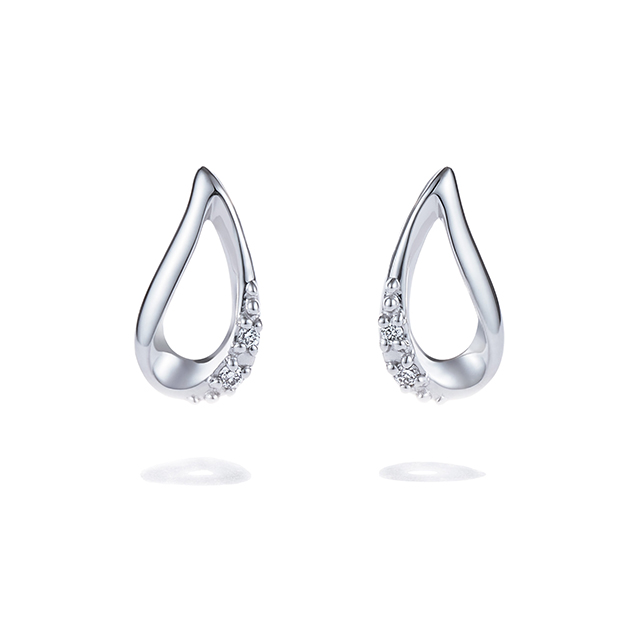 30代女性が選びたいプラチナ・ピアスとは｜後悔しない選び方も解説